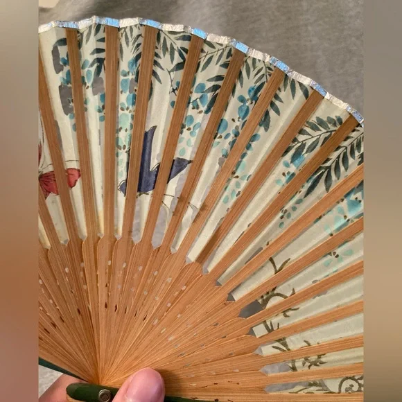 Butterfly Floral Vintage Folding Fan - Picture 12 of 16